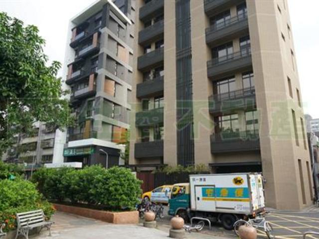 Xinyi - No. XX, Alley 52, Lane 225, Yongji Road, Xinyi District, Taipei City, Taiwan 110 01