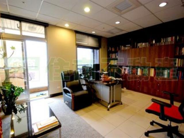 Xinyi - No. XXX, Section 1, Keelung Rd, Xinyi District, Taipei City, Taiwan 110 01