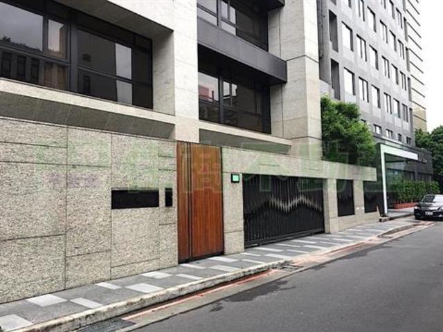 Zhongzheng - No. XX, Section 1, Jinshan South Road, Zhongzheng District, Taipei City, Taiwan 100 01