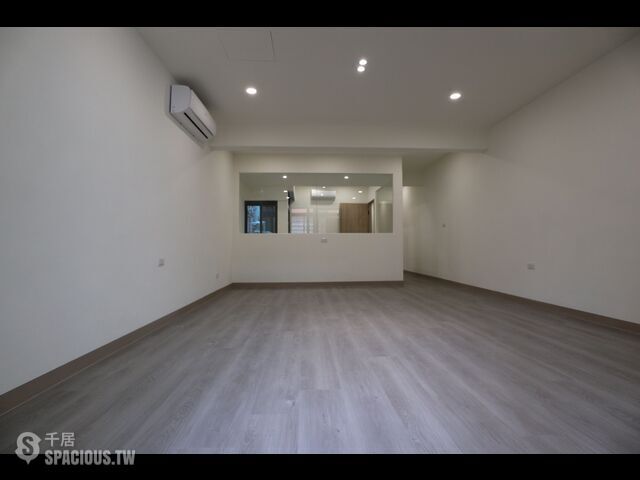 Luzhou - No. XX-1, Lane 249, Chang'an St, Luzhou District, New Taipei City, Taiwan 247 01
