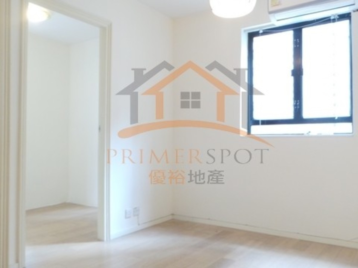 Wan Chai - Island Apartment 01