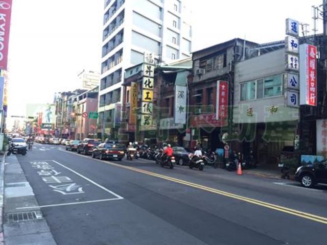Datong - No. XXX, Chang'an West Road, Datong District, Taipei City, Taiwan 103 01