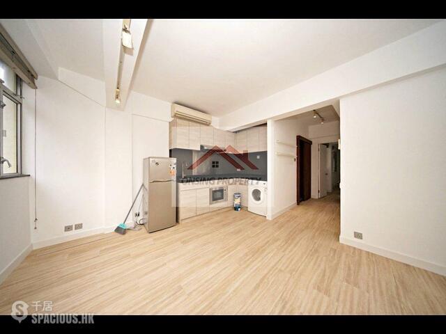 Wan Chai - 5-6, Sau Wa Fong 01