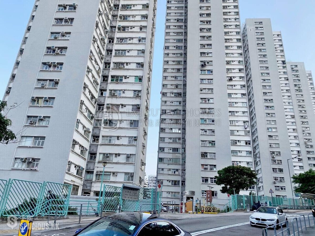 Chai Wan - Shan Tsui Court 01