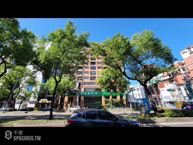 Shilin - No. XXX, Section 5, Zhongshan N Rd, Shilin District, Taipei City, Taiwan 111 01