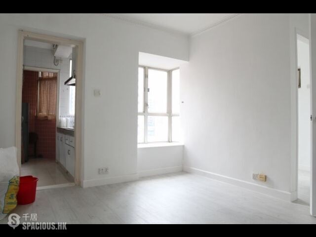 Mid Levels Central - 49B-49C, Robinson Road 01