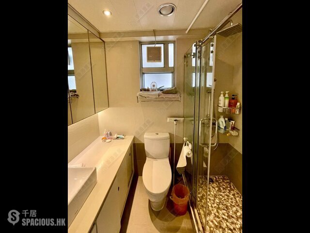 Sai Wan Ho - Lei King Wan Sites A Block 3 Kwun Fai Mansion 01