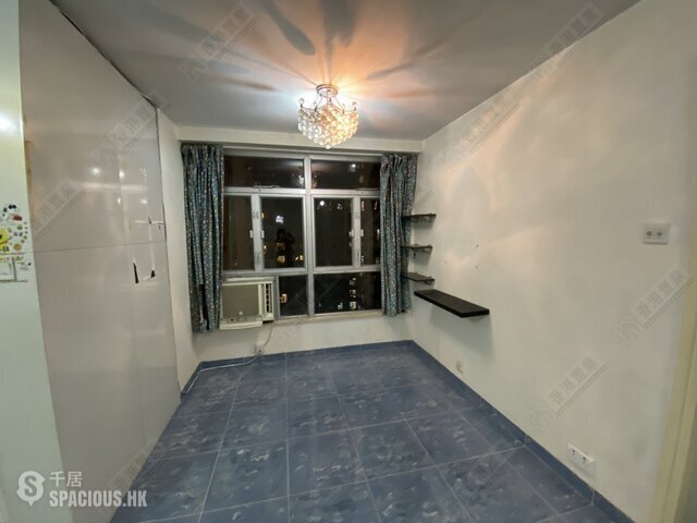 Lai Chi Kok - Mei Foo Sun Chuen Phase 7 01