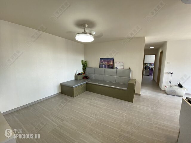 Lai Chi Kok - Mei Foo Sun Chuen Phase 7 01
