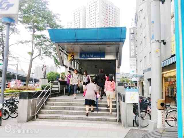 Banqiao - No. X, Section 2, Wenhua Road, Banqiao District, New Taipei City, Taiwan 220 05