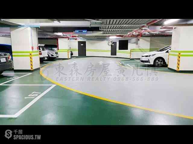 Banqiao - No. X, Section 2, Wenhua Road, Banqiao District, New Taipei City, Taiwan 220 08
