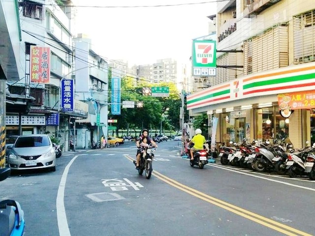 Banqiao - No. X, Alley 26, Lane 191, Huaide Street, Banqiao District, New Taipei City, Taiwan 220 01