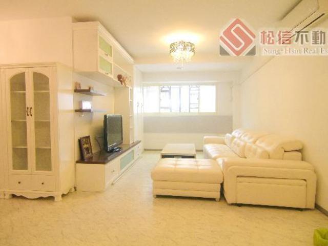Daan - No. XX, Section 2, Jianguo South Road, Da’an District, Taipei City, Taiwan 106 01