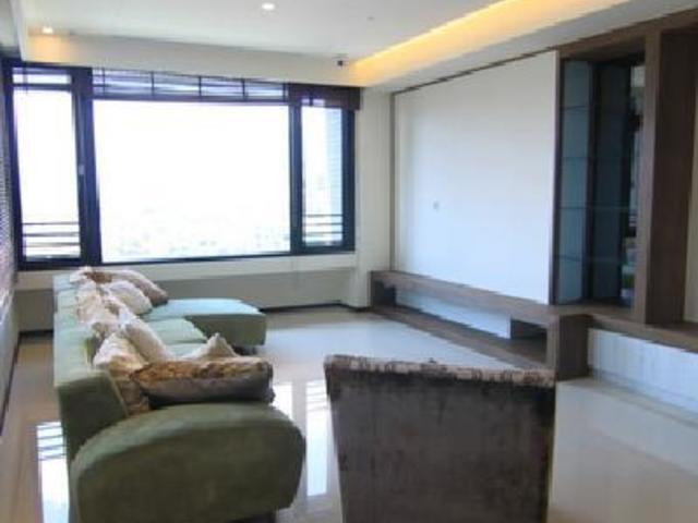 Shilin - No. XXX, Section 6, Yanping North Road, Shilin District, Taipei City, Taiwan 111 01