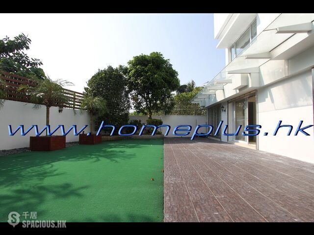 Clear Water Bay - Bayside Villas 01