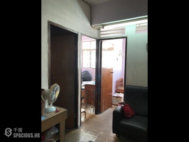 Wan Chai - May Wah Building(Mei Wah Building) 01