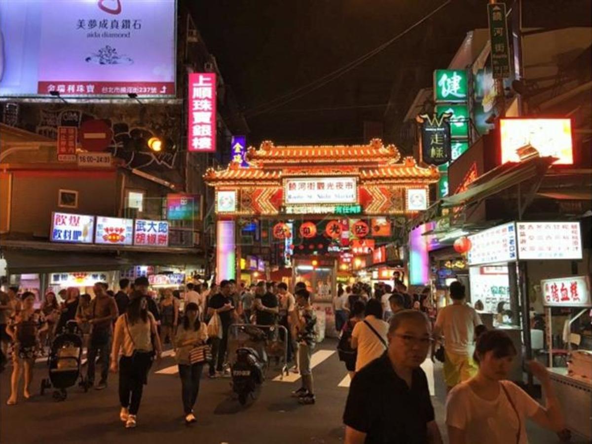Songshan - No. XXX, Raohe Street, Songshan District, Taipei City, Taiwan 105 01