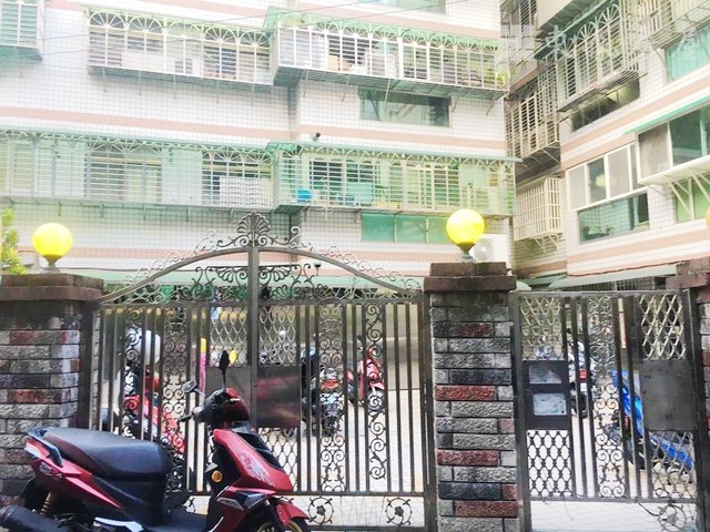 Banqiao - No. XX, Lane 90, Longquan Street, Banqiao District, New Taipei City, Taiwan 220 01