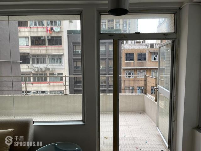 Sai Ying Pun - 272, Des Voeux Road West 01