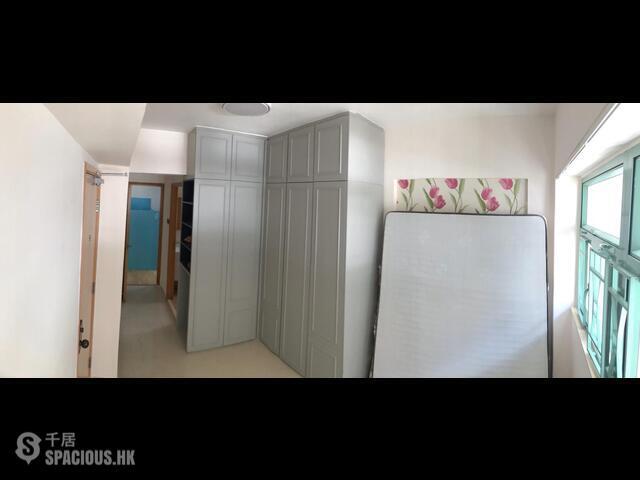 North Point - Kwok On House 01