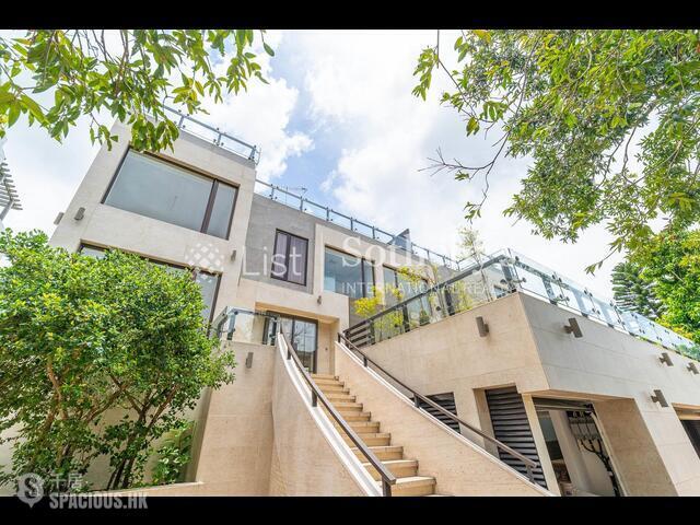 Clear Water Bay - Silver Crest Villa 01