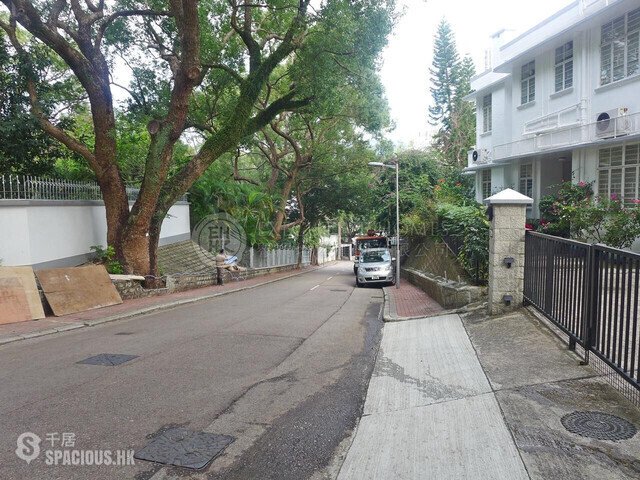 Ho Man Tin - 18, Kadoorie Avenue 01