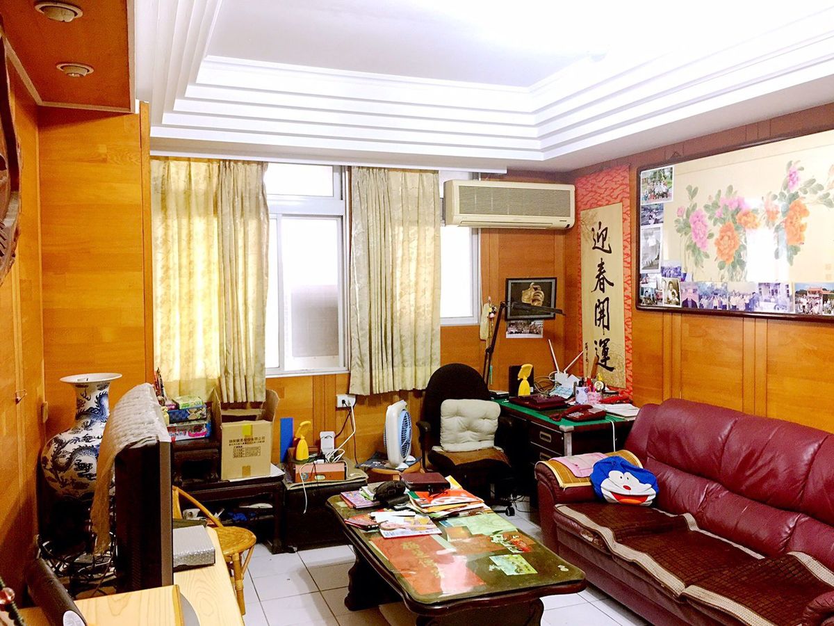 Xinyi - No. XXX, Songshan Road, Xinyi District, Taipei City, Taiwan 110 01