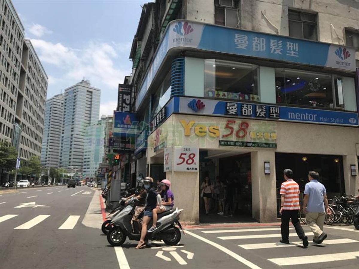 Xinyi - X Lane 132, Hulin Street, Xinyi, Taipei 01