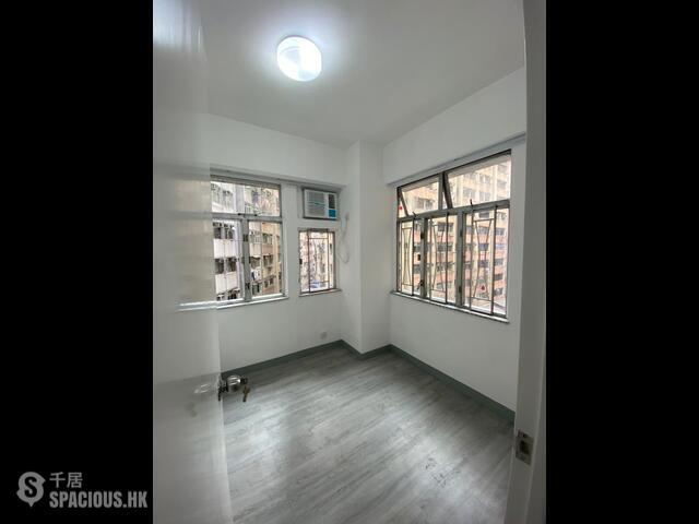 Shek Tong Tsui - 425L-425M, Wing Wah Mansion 01