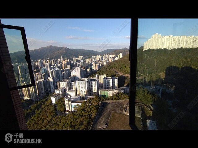 Kwai Chung - Highland Park 01