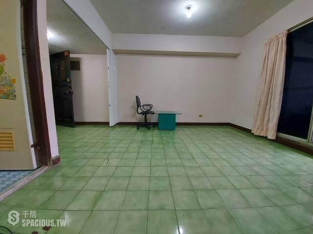 Datong - No. XXX, Section 2, Yanping North Road, Datong District, Taipei City, Taiwan 103 01