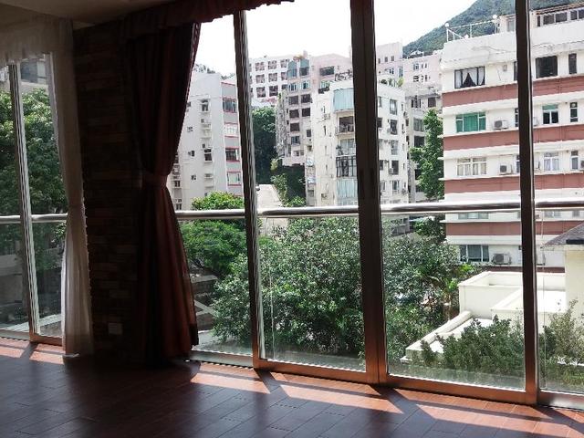 Happy Valley - 92, Blue Pool Road 01