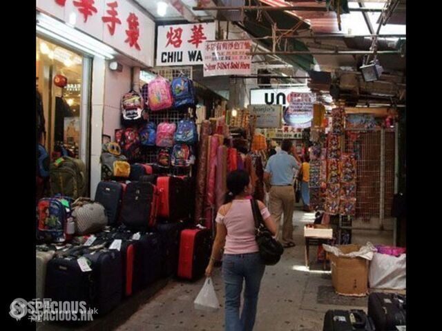 Central - 21, Li Yuen Street West 01