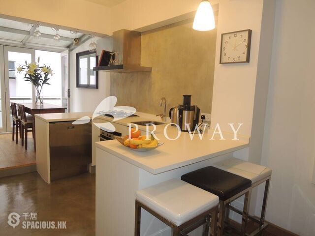Happy Valley - 13-13A King Kwong Street 01