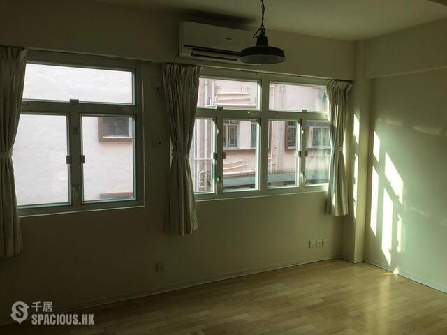 Tai Hang - 3, King Street 01