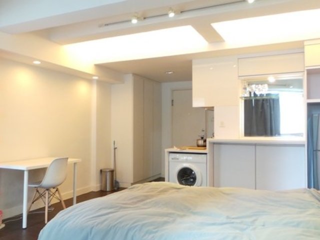 Soho - 60, Hollywood Road 01
