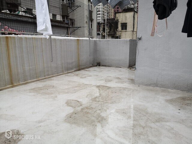 Sai Ying Pun - 304, Queen's Road West 01