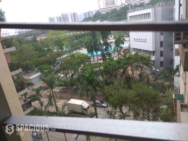 Lai Chi Kok - Mei Foo Sun Chuen Phase 5 01