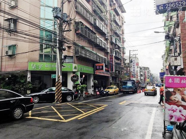 Banqiao - No. XX, Section 2, Nanya West Road, Banqiao District, New Taipei City, Taiwan 220 01