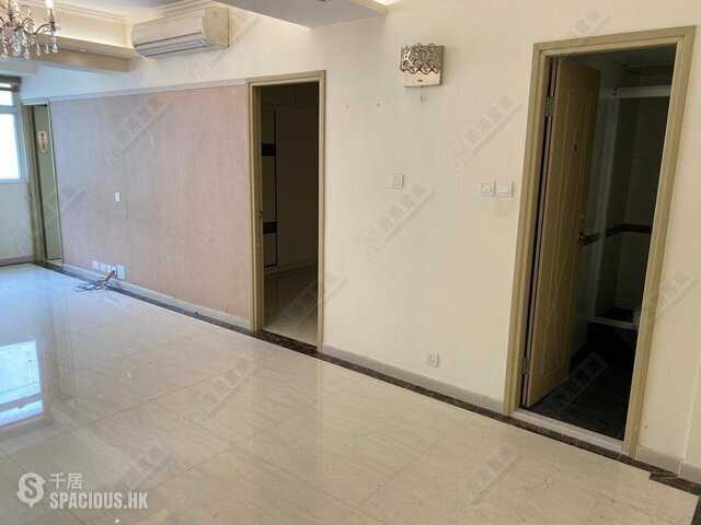 North Point - Luen Wo Apartments 01
