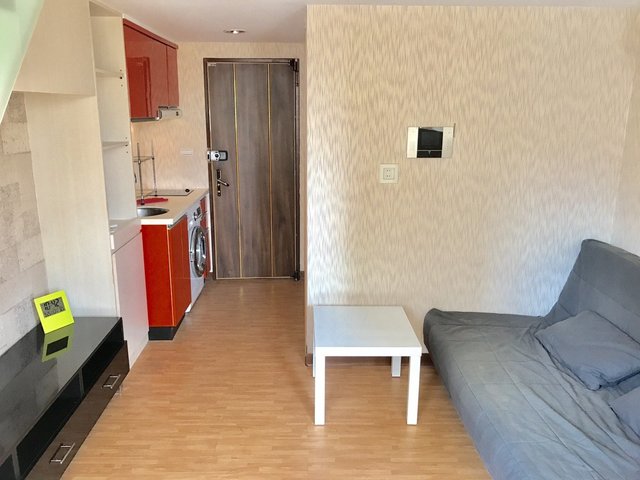 Xinyi - No. XX, Lane 295, Section 5, Zhongxiao East Road, Xinyi District, Taipei City, Taiwan 110 01