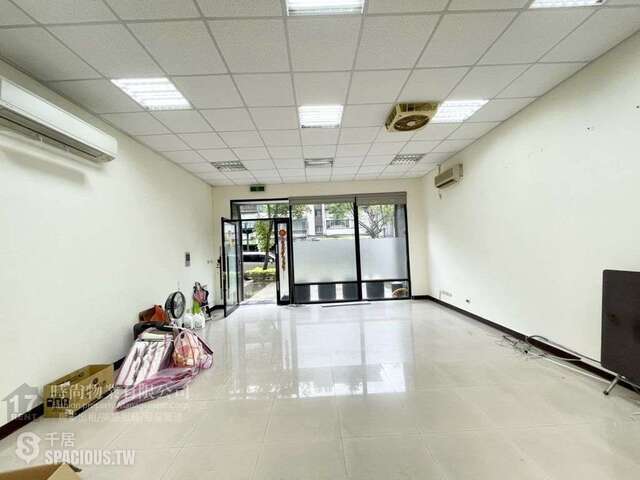 Nangang - Section 1, Chongyang Rd, Sanchong District, New Taipei City, Taiwan 241 01