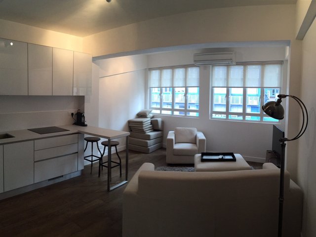Sheung Wan - 14, Queen's Road West 01