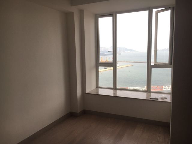 To Kwa Wan - L・Harbour 18 01