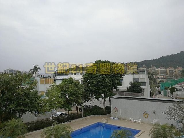 Sha Tin - Conifer Lodge 01