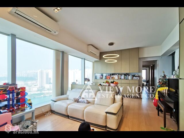 Yau Tong - Peninsula East 01
