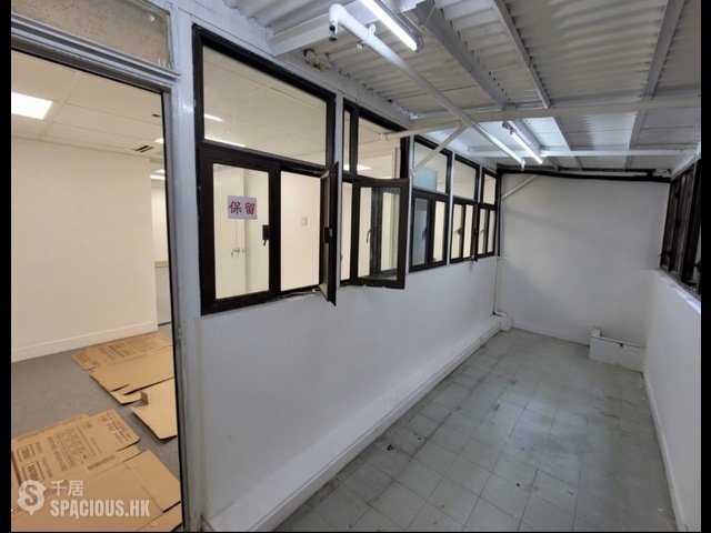 Causeway Bay - United Building 01