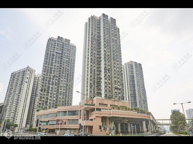 Tuen Mun - Hanford Garden 01