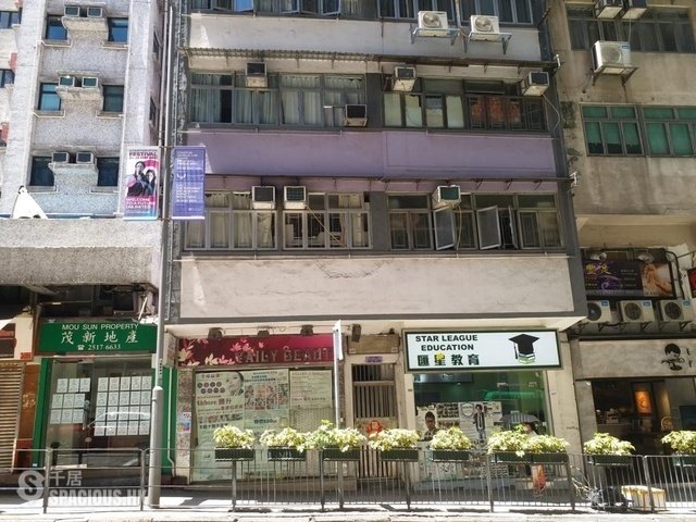 Sai Ying Pun - 347-349, Queen's Road West 01