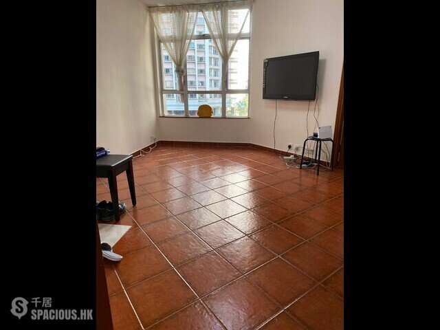Ap Lei Chau - South Horizons Phase 3 Mei Ka Court (Block 23A) 01